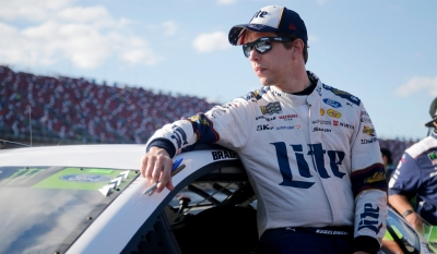 Home Page - The Official Site of Brad Keselowski . NASCAR Champion